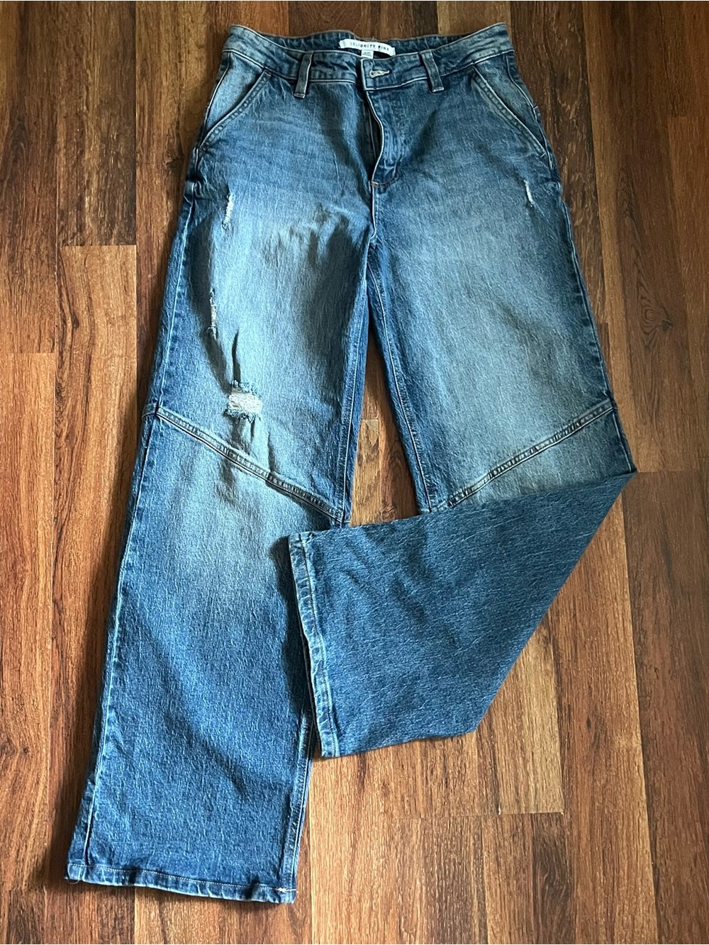 Celebrity Pink Women’s Size 5/27 Wide Leg Carpenter Jeans Distressed Medium Wash
